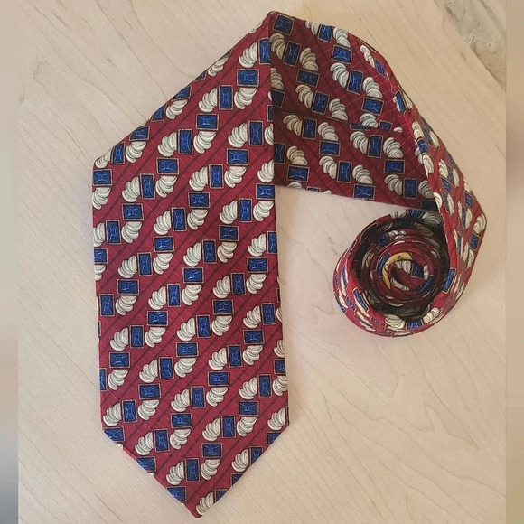 🇮🇹VALENTINO  Vintage Red Silk Tie - Picture 1 of 11